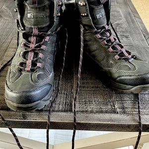 Rugged Outback Boots.  Men’s Size 11.  Black.